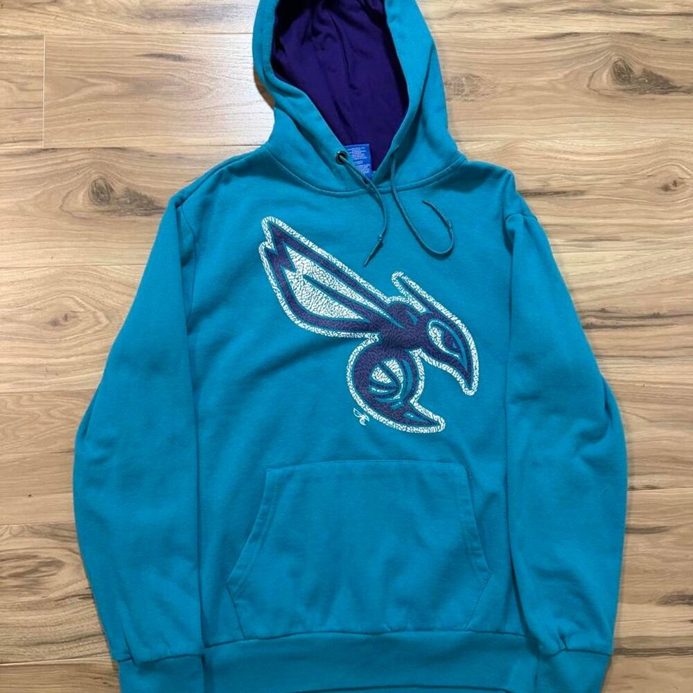 NBA Charlotte Hornets hoodie Sports basketball graphic size medium